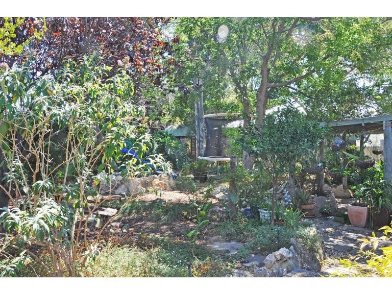 8 Hartley Street, Coolbellup WA 6163