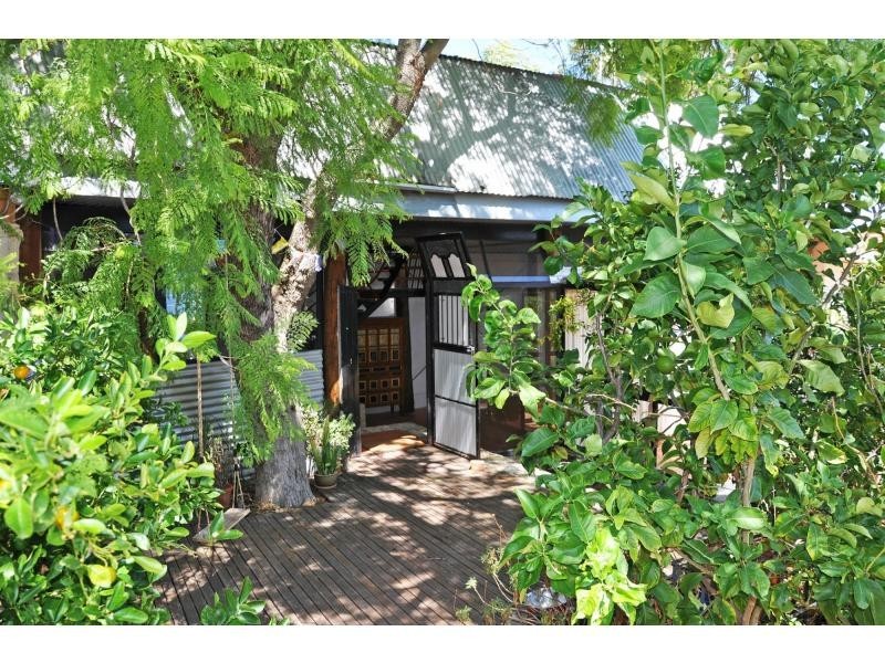 21A Howson Street, Hilton WA 6163