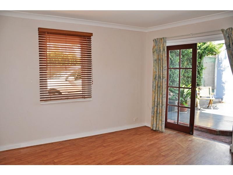 13 Arundel Street, Fremantle WA 6160