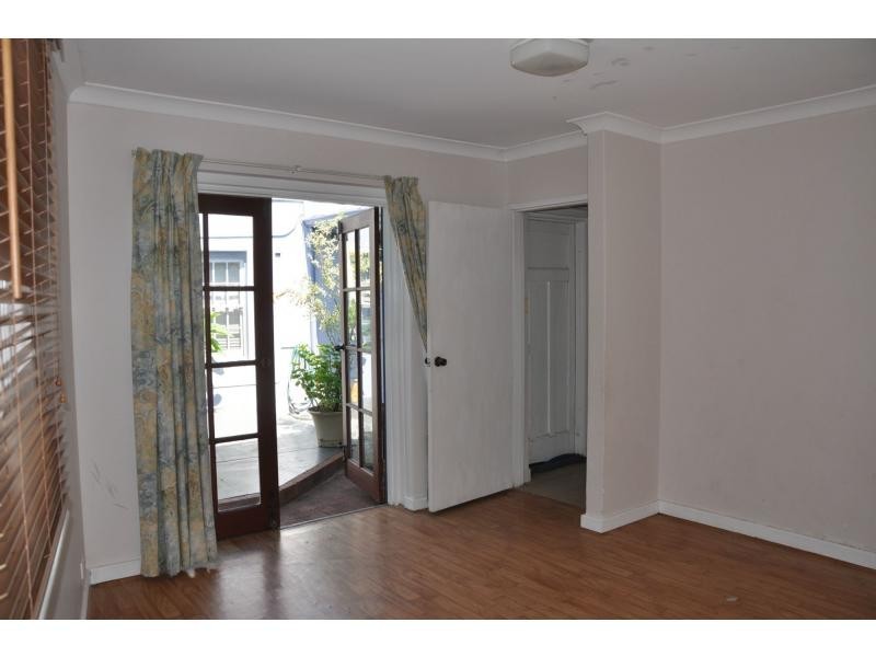 13 Arundel Street, Fremantle WA 6160