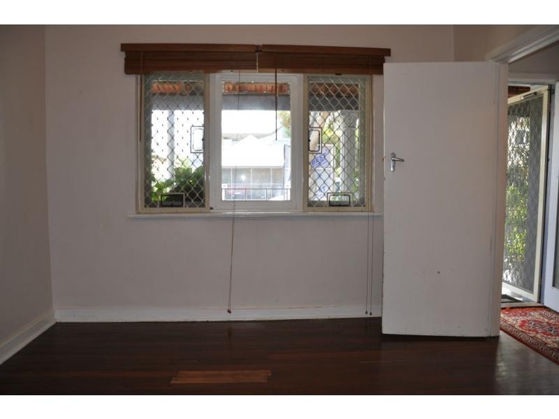 13 Arundel Street, Fremantle WA 6160