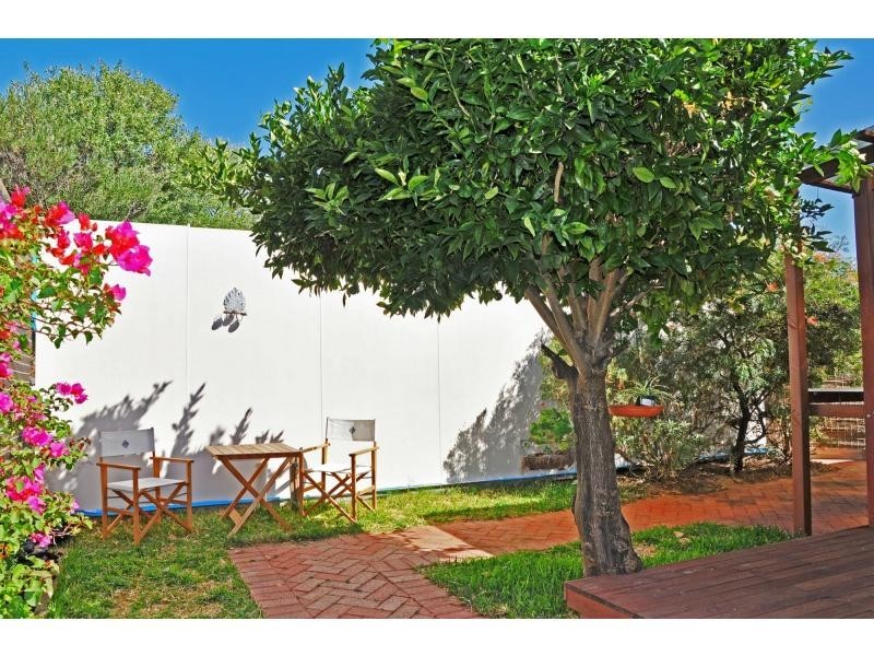 57 Hines Road, Hilton WA 6163