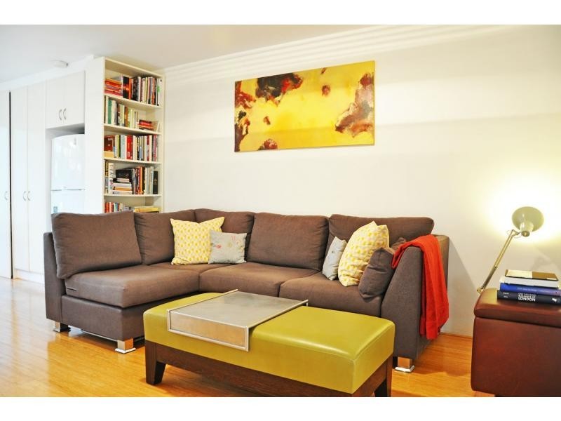 Unit 12/52 Samson Street, White Gum Valley WA 6162