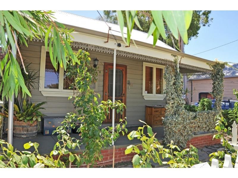 56 Watkins Street, White Gum Valley WA 6162