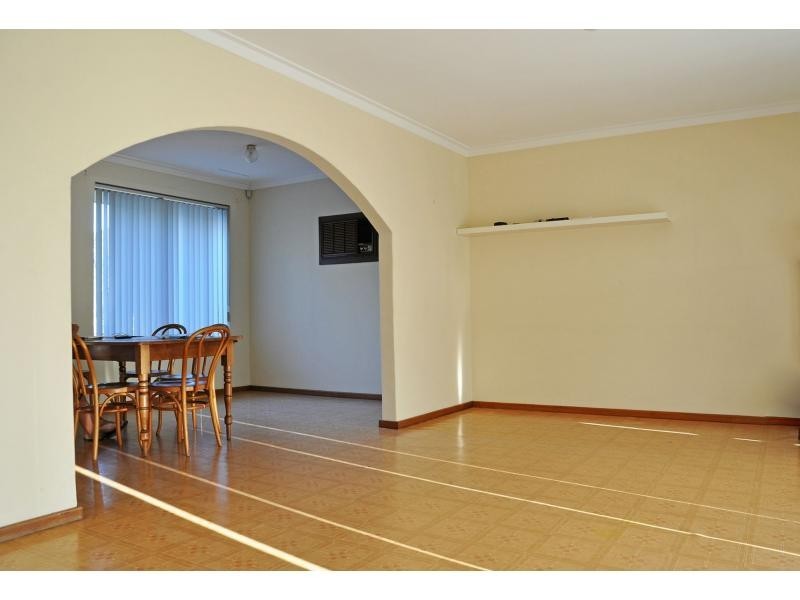14 Deering Street, Beaconsfield WA 6162