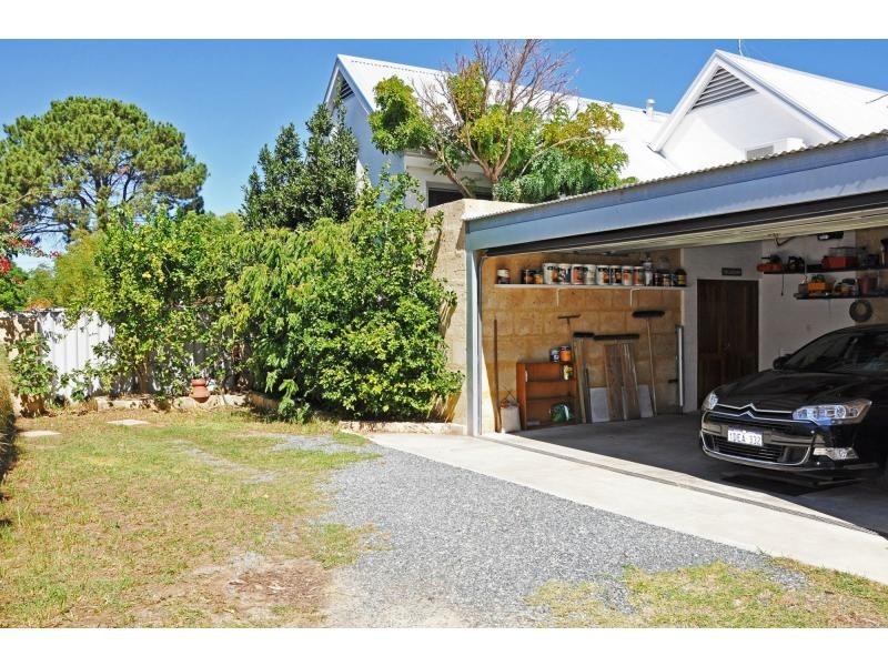 48 Paget Street, Hilton WA 6163