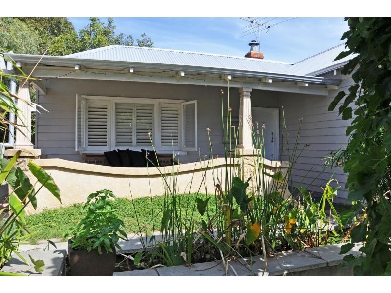 55 Hope Street, White Gum Valley WA 6162