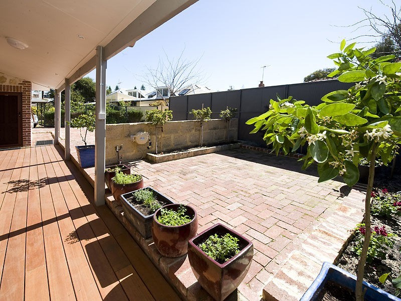 11A Arundel Street, Fremantle WA 6160