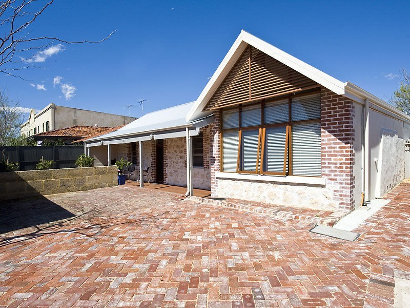 11A Arundel Street, Fremantle WA 6160