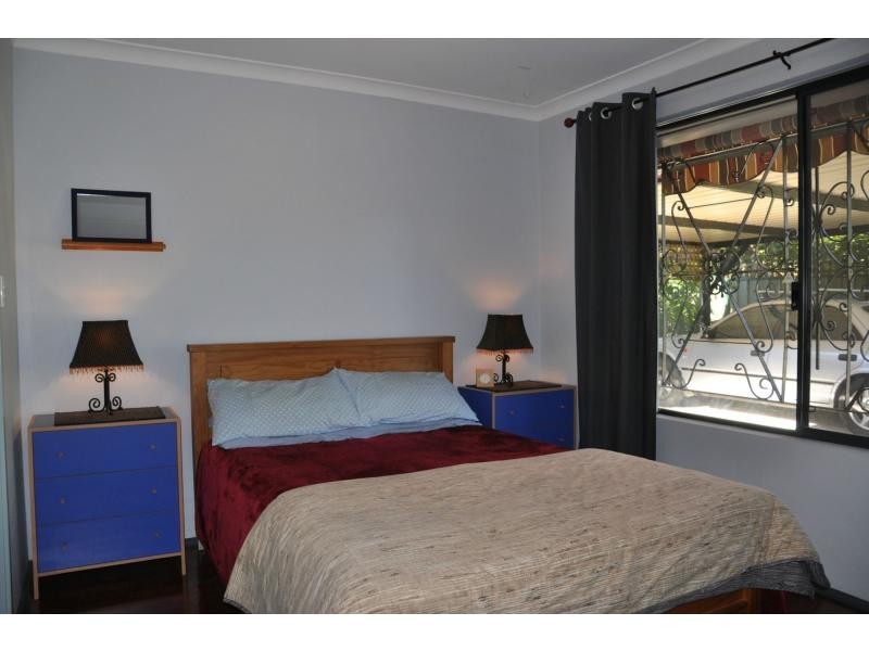 1A Sumpton Street, Hilton WA 6163