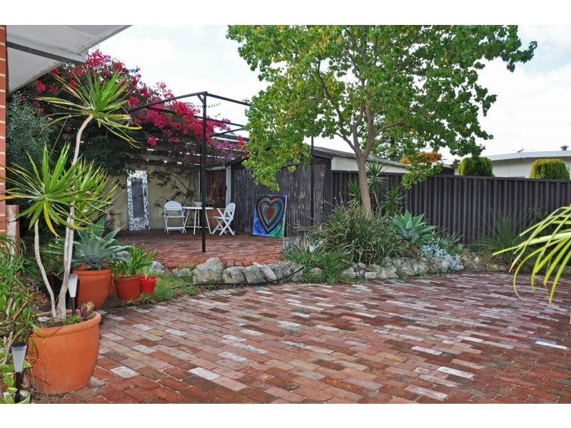 3A Paget Street, Hilton WA 6163