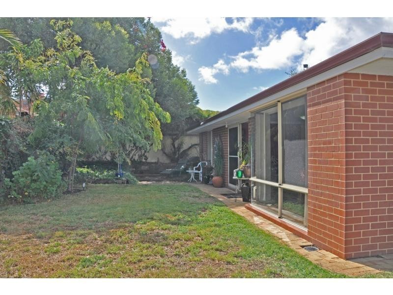 3A Paget Street, Hilton WA 6163