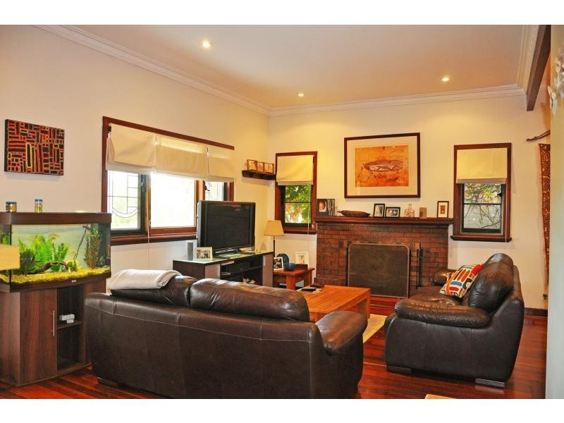 119 Watkins Street, White Gum Valley WA 6162