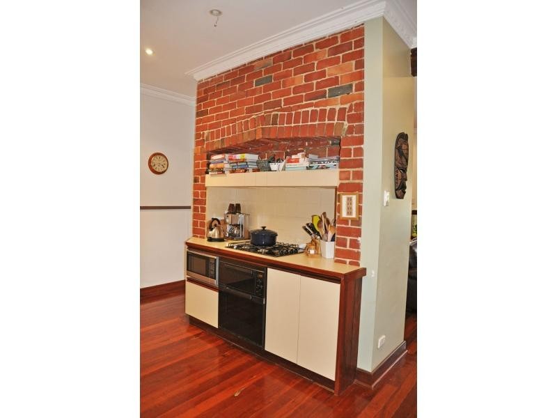 119 Watkins Street, White Gum Valley WA 6162