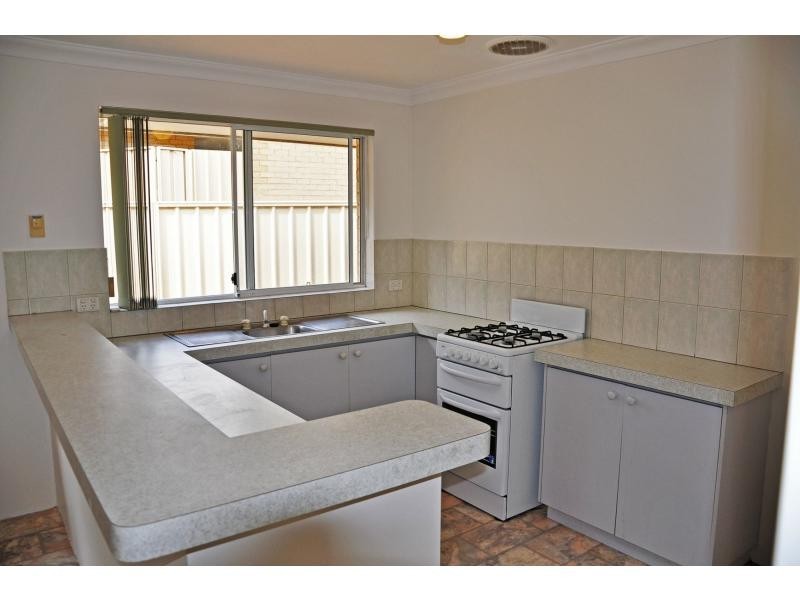 13 Joslin Street, Hilton WA 6163