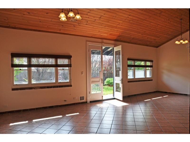 28A Lee Avenue, Hilton WA 6163