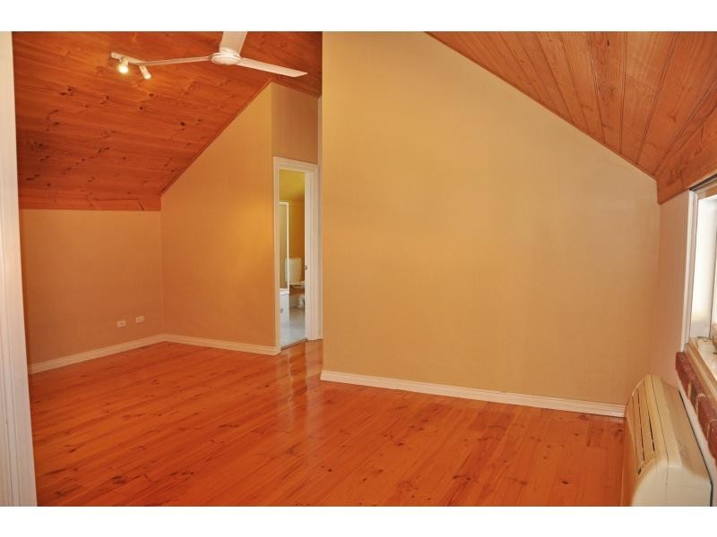 28A Lee Avenue, Hilton WA 6163