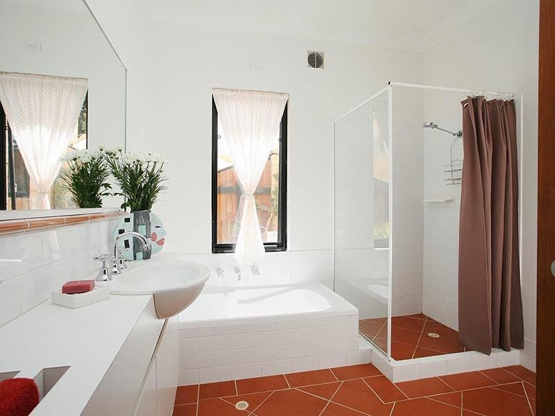 48 Moran Court, Beaconsfield WA 6162