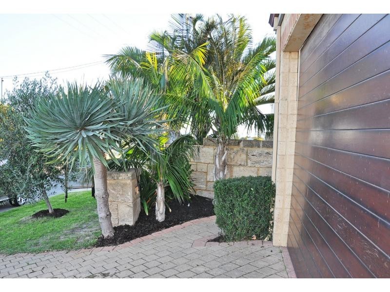 48 Moran Court, Beaconsfield WA 6162