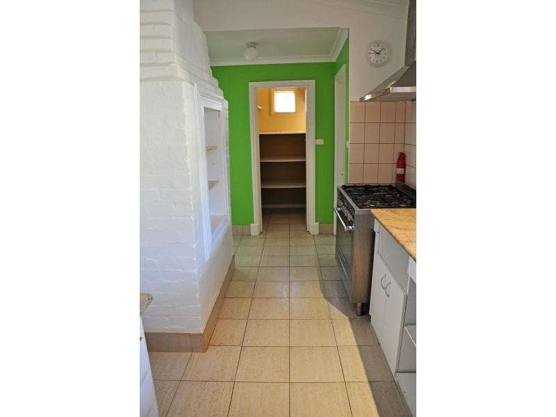 61 Watkins Street, White Gum Valley WA 6162