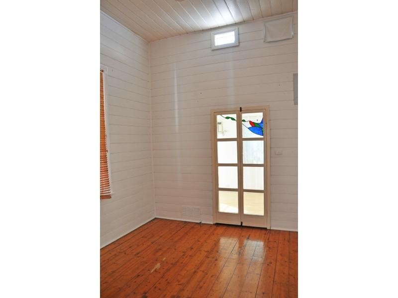 61 Watkins Street, White Gum Valley WA 6162