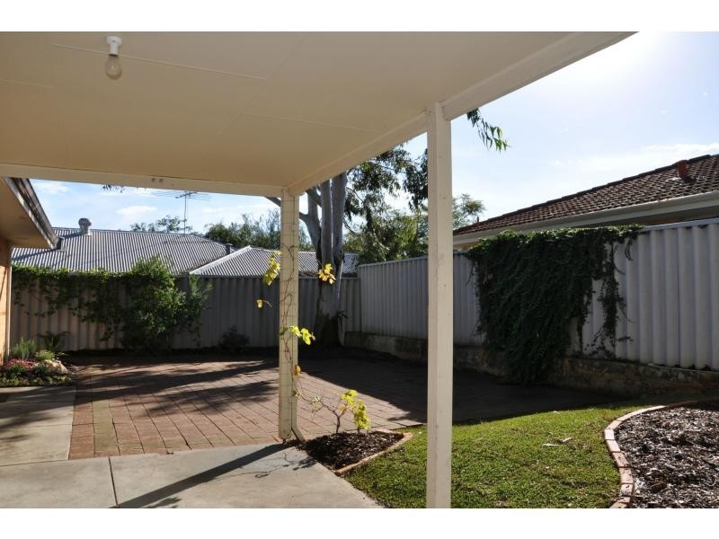 11 Bottrill Street, Hamilton Hill WA 6163