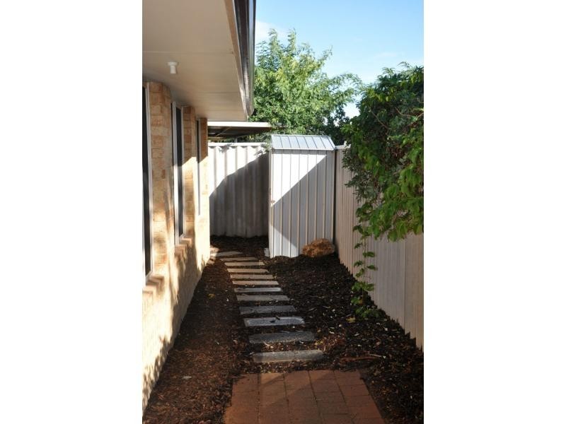 11 Bottrill Street, Hamilton Hill WA 6163