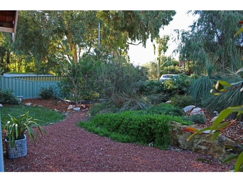 4 Sumpton Street, Hilton WA 6163