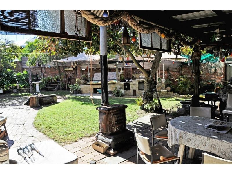 89 Watkins Street, White Gum Valley WA 6162