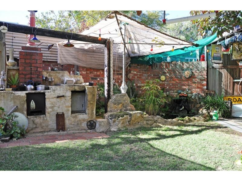 89 Watkins Street, White Gum Valley WA 6162