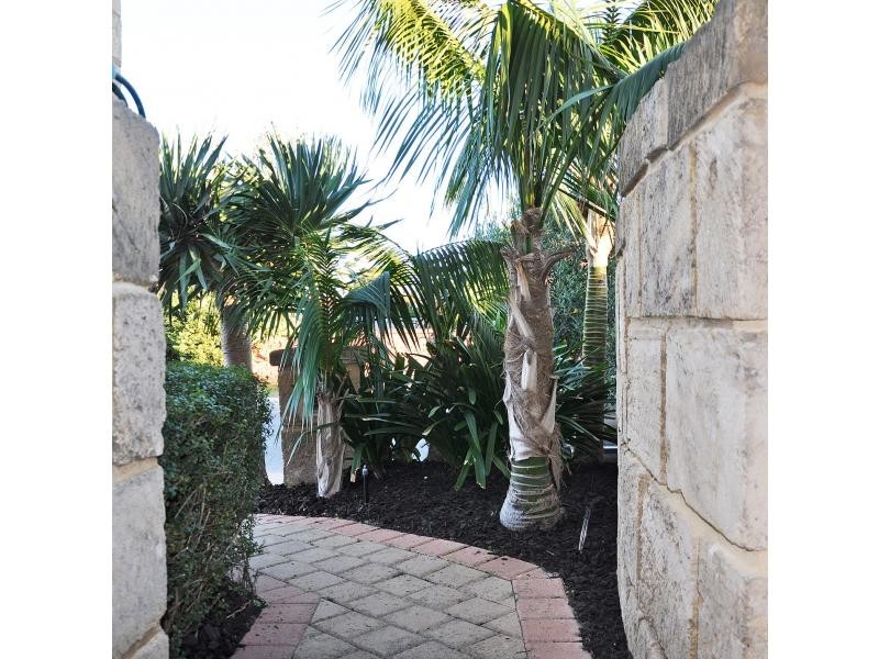 48 Moran Court, Beaconsfield WA 6162