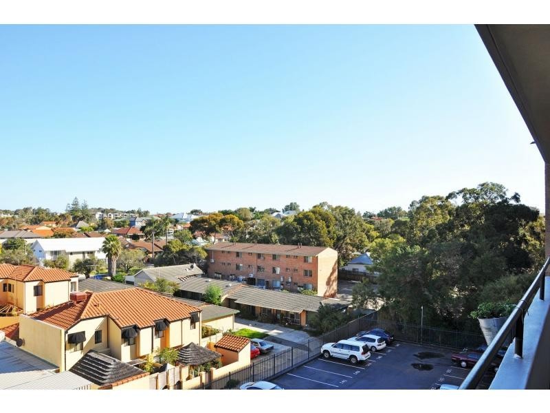 163/2 Murray Avenue, Mosman Park WA 6012