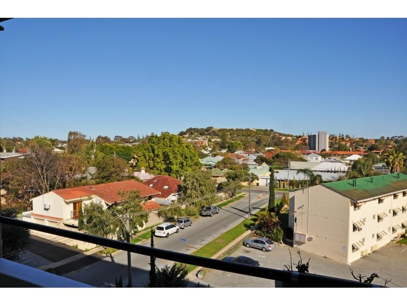 163/2 Murray Avenue, Mosman Park WA 6012