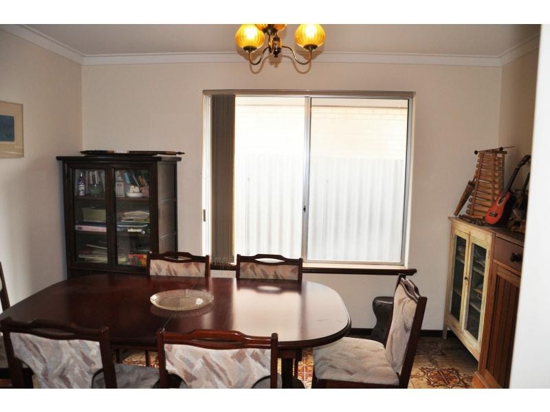 39 Montreal Street, White Gum Valley WA 6162