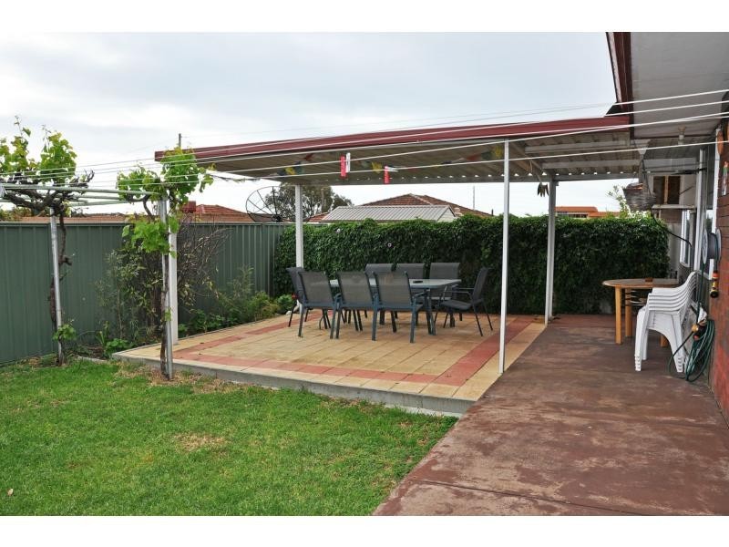 39 Montreal Street, White Gum Valley WA 6162