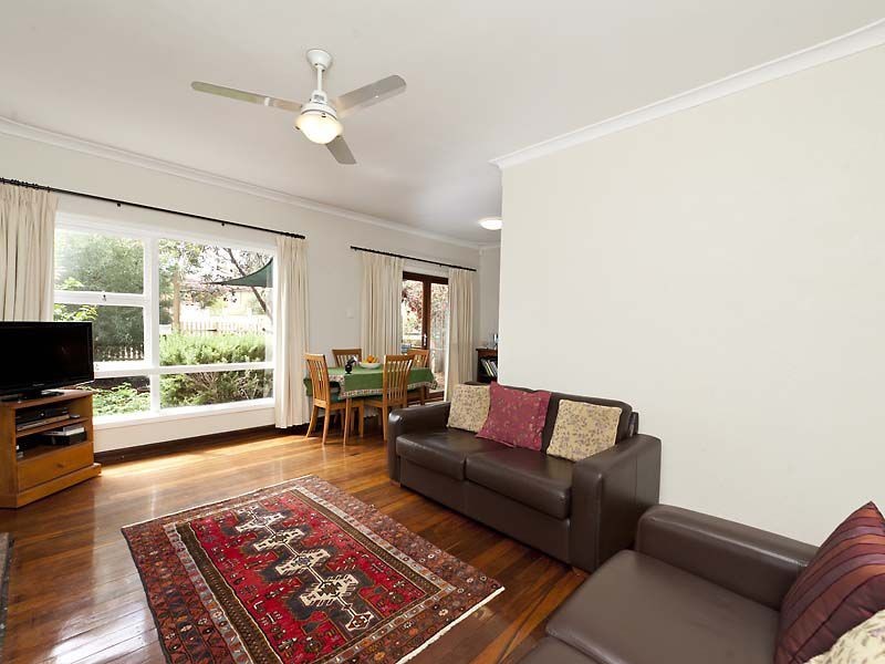 135 Samson Street, White Gum Valley WA 6162