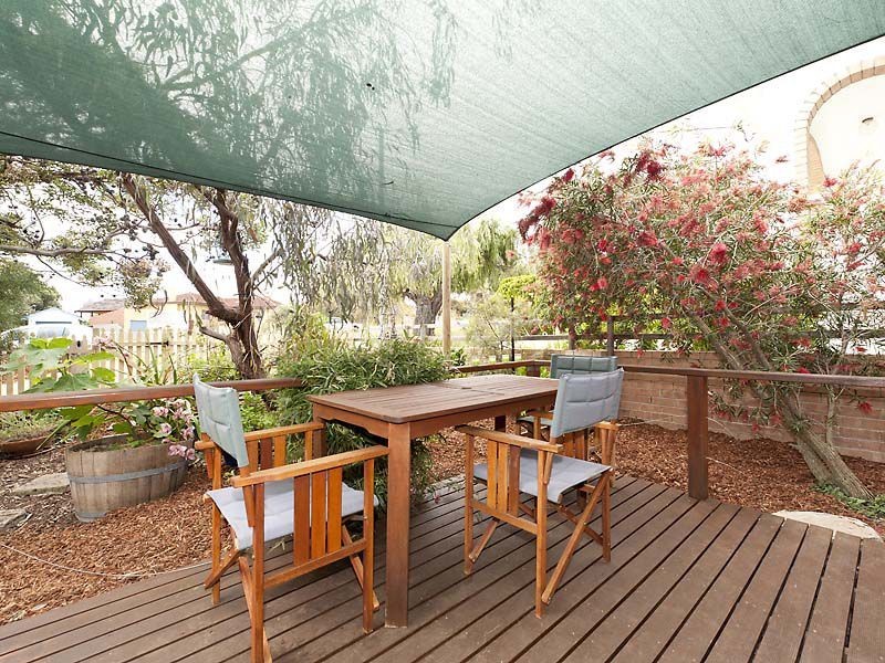 135 Samson Street, White Gum Valley WA 6162