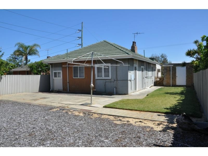 71 Stevens Street, White Gum Valley WA 6162