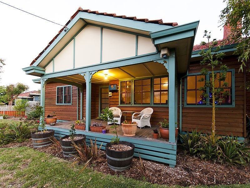 250 Carrington Street, Hilton WA 6163