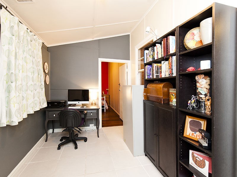 250 Carrington Street, Hilton WA 6163