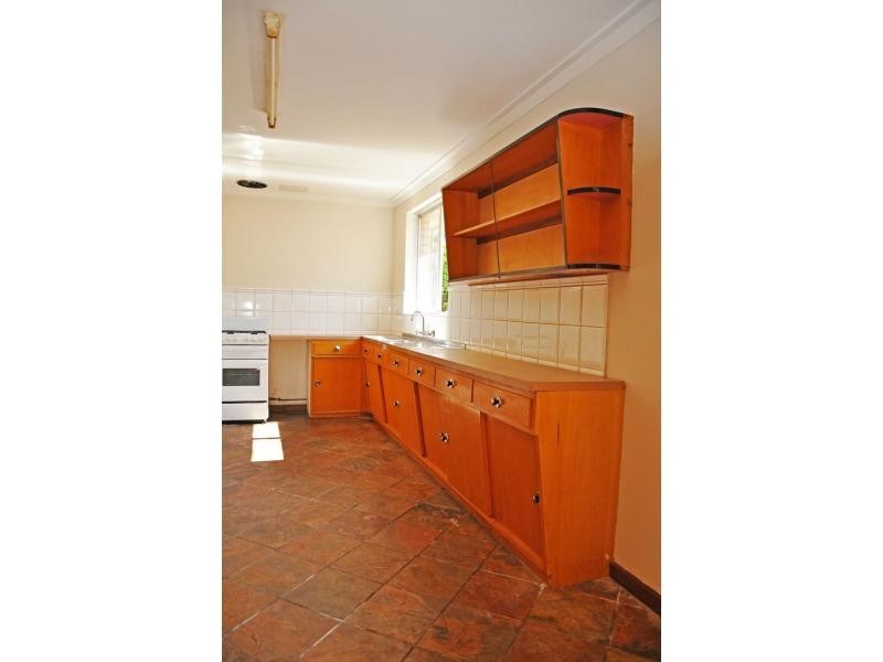 90 Samson Street, White Gum Valley WA 6162