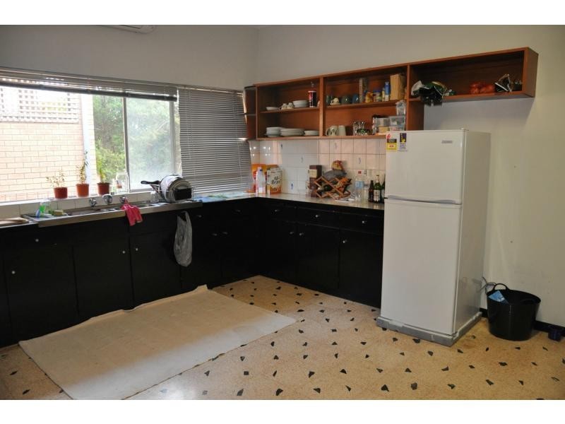 6/16 Minilya Avenue, White Gum Valley WA 6162