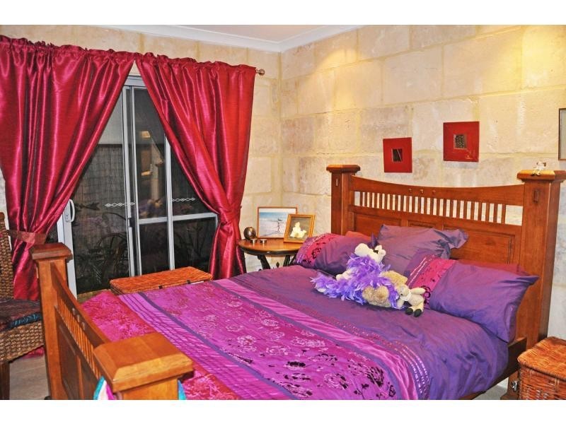 109A Samson Street, White Gum Valley WA 6162