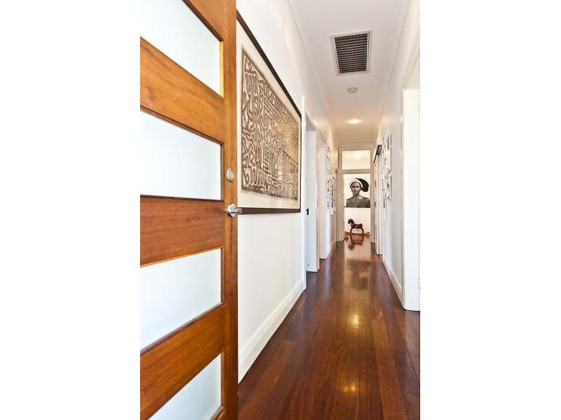 65 Wood Street, White Gum Valley WA 6162