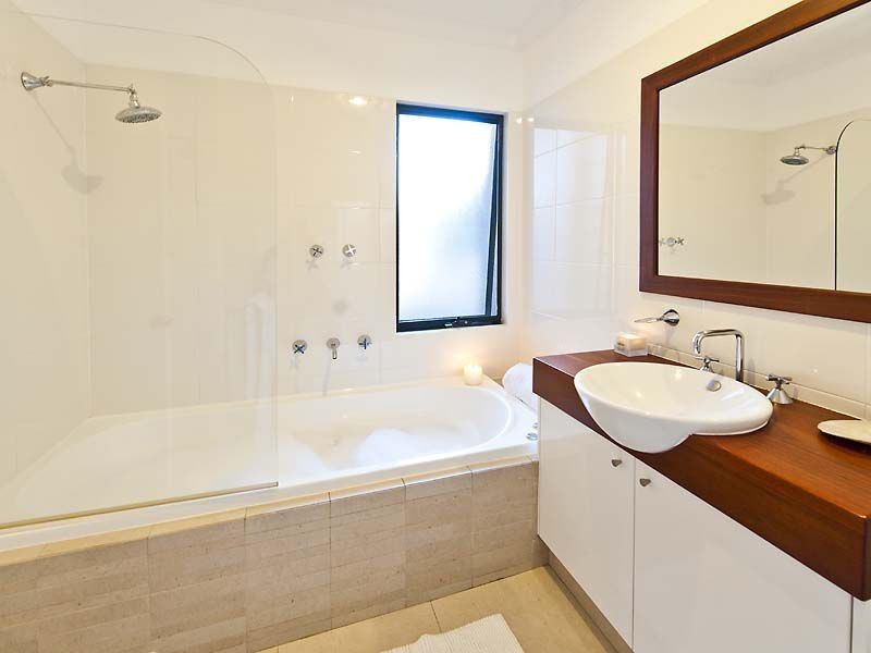 65 Wood Street, White Gum Valley WA 6162