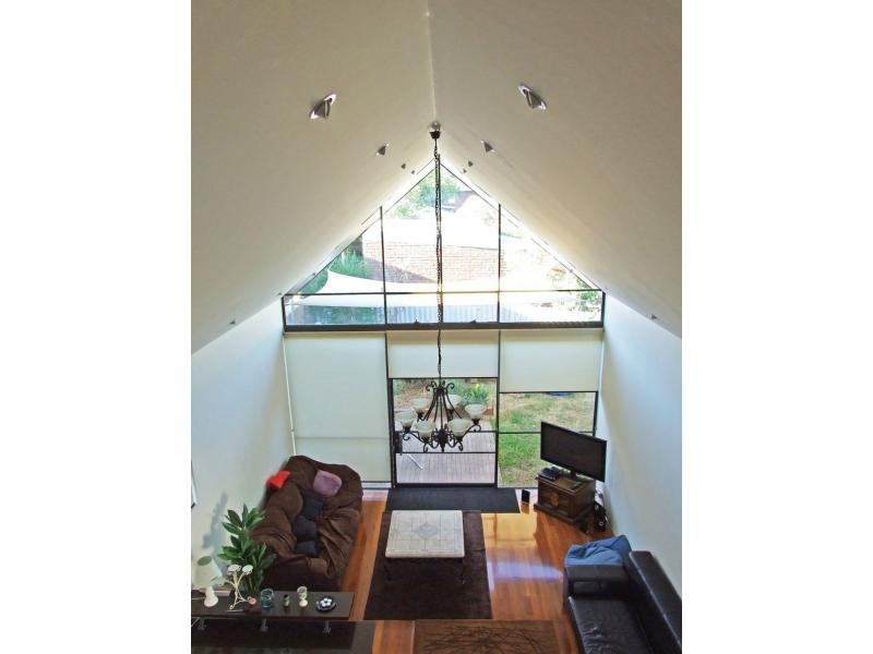 38 Simper Crescent, White Gum Valley WA 6162