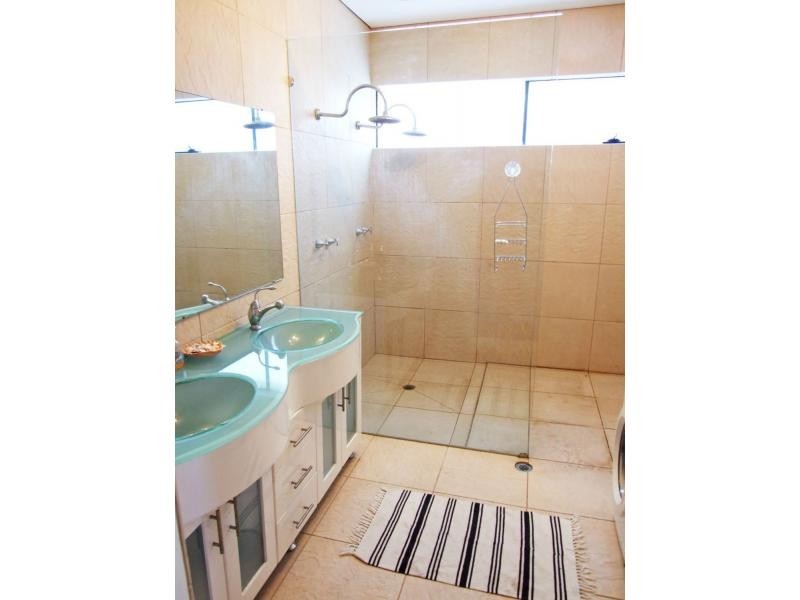 38 Simper Crescent, White Gum Valley WA 6162