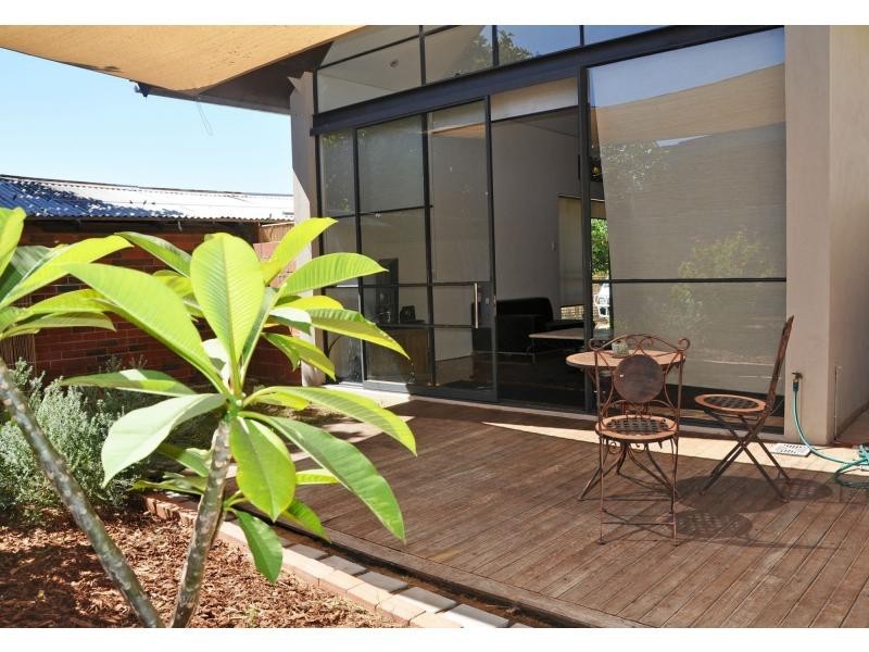 38 Simper Crescent, White Gum Valley WA 6162