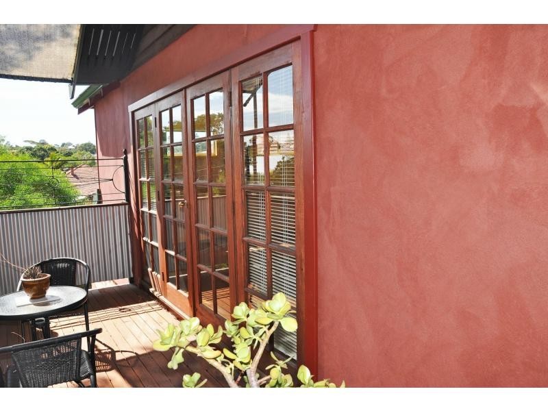 6 Elizabeth Street, White Gum Valley WA 6162