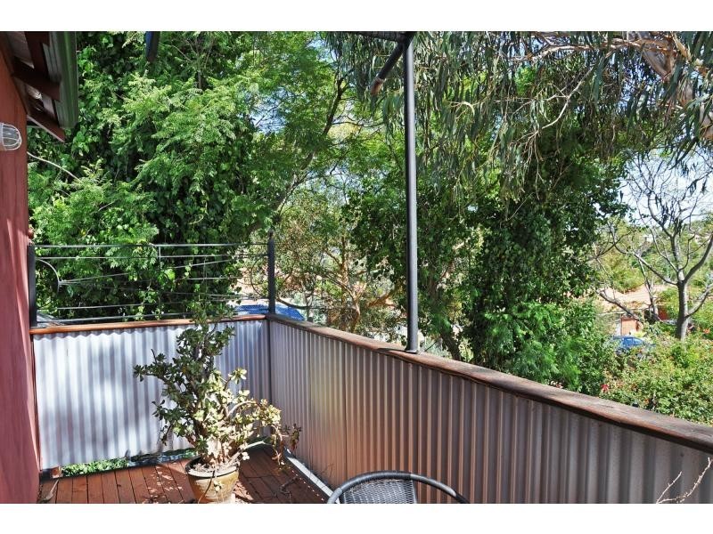 6 Elizabeth Street, White Gum Valley WA 6162